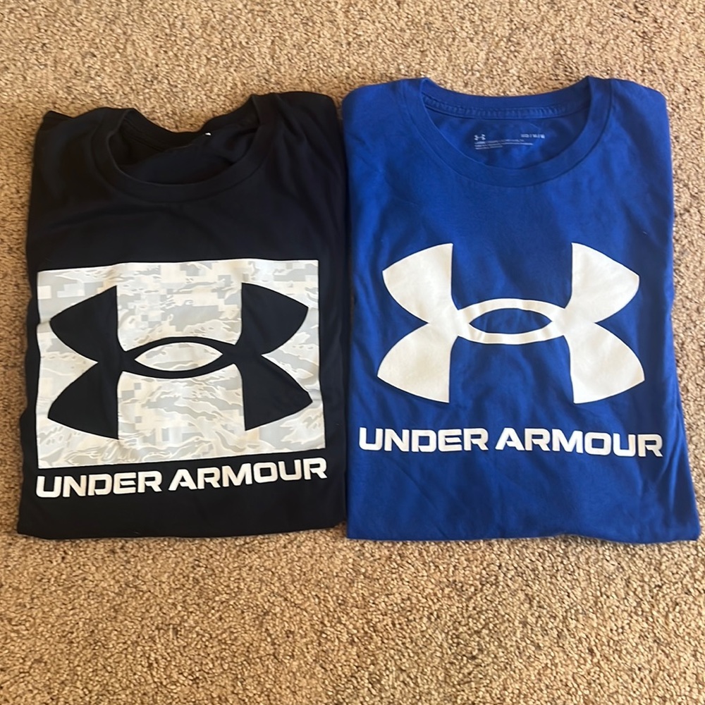 Under Armour Mens Medium T Shirt